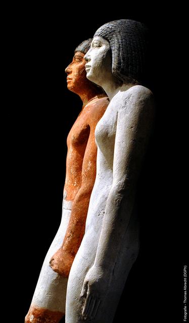 Universität Leipzig, Ägyptologie (Marion Wenzel): Schreitende Statuen, Ägyptische Steinpalstik (Ägyptisches Museum Inv. ÄMUL 3684)